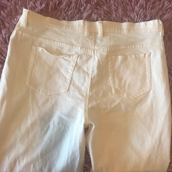 Women’s Plus Size Gloria Vanderbilt Amanda Jeans - Picture 8 of 8